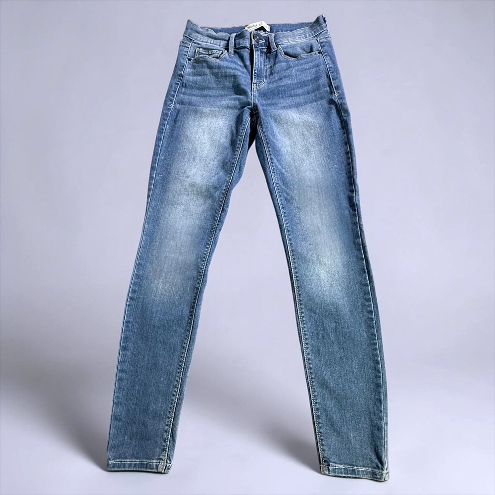 Mudd FLX Stretch Low Rise Skinny Jeans Medium Wash Blue Denim Women Size 7